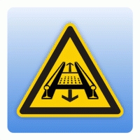 Warnzeichen Warnung vor Gefahren durch Förderanlagen